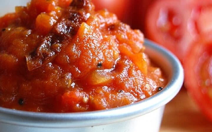 How To Make A Bilahir Tok: Tomato Chutney in Assamese Style