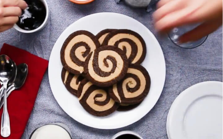 How To Make Homemade Chocolate Chip Cookies With Swirls