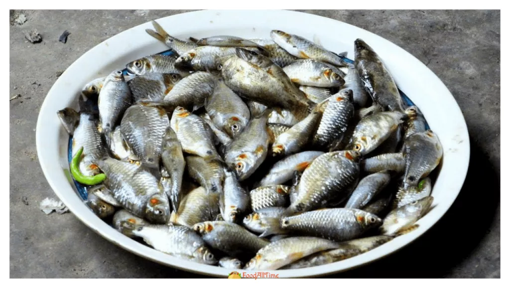 Puthi Mach Fried (Whole Fish Fry) Small Fresh Water Fish in Tangy Fish Stew