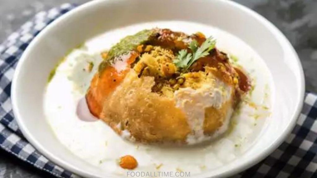Easy And Delicious Raj Kachori Recipe